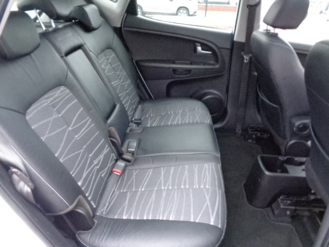 Used Kia Venga 2015 for sale - 77319070: Photo 15