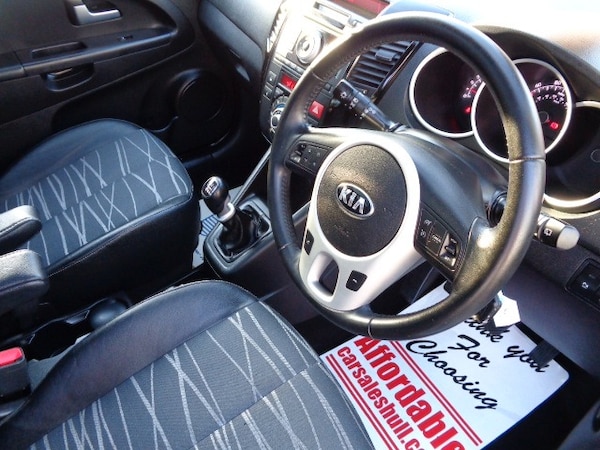 Used Kia Venga 2014 for sale - 76118098: Photo 6