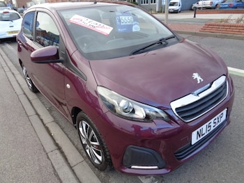 2015 (15) - 1.0 Active 5dr Low Mileage