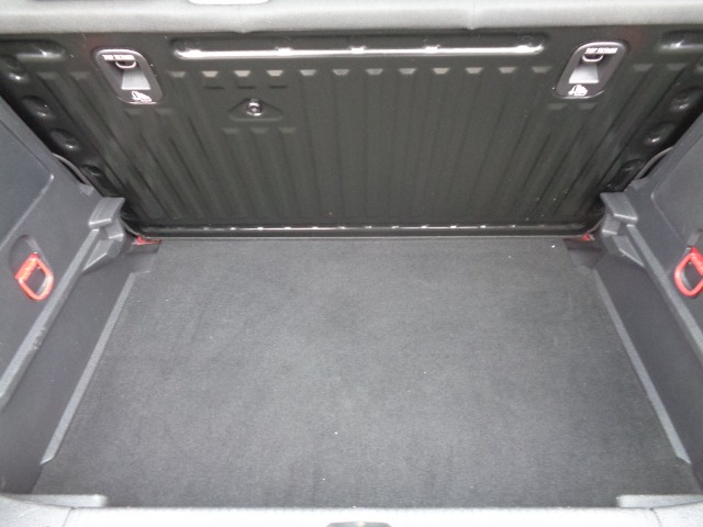 Used Vauxhall Corsa 2016 for sale - 77640596: Photo 14