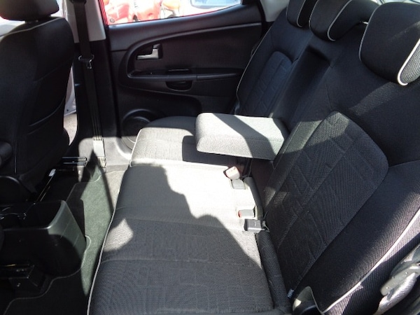 Used Kia Venga 2016 for sale - 75527075: Photo 12