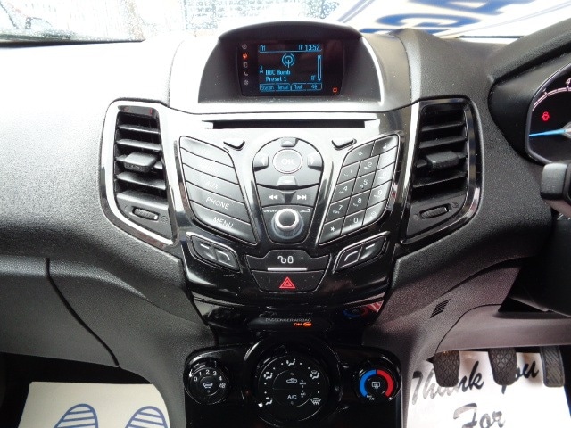 Used Ford Fiesta 2015 for sale - 77665625: Photo 8
