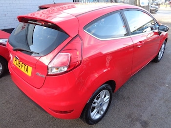 Used Ford Fiesta 2015 for sale - 76940231: Photo