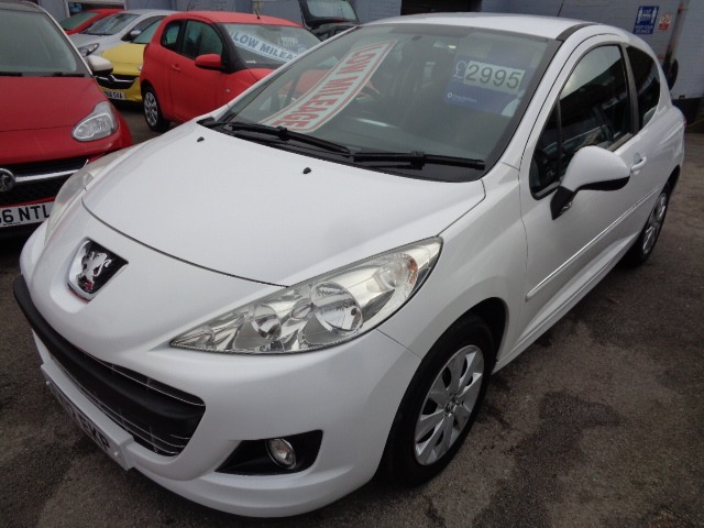 Used Peugeot 207 2012 for sale - 76510794: Photo 2