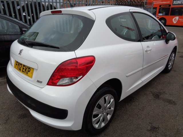 Used Peugeot 207 2012 for sale - 76510794: Photo 4