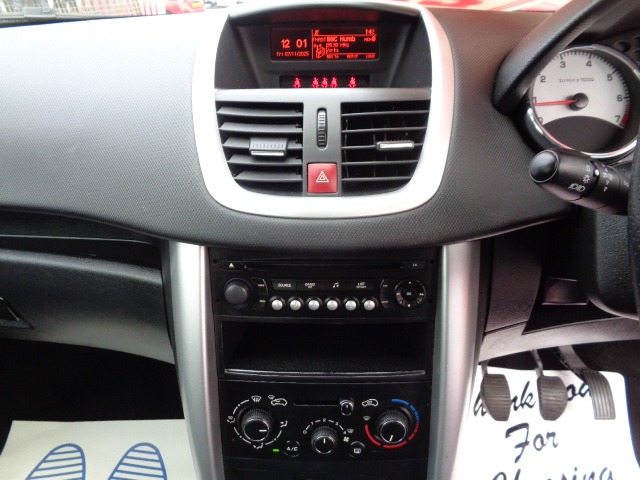Used Peugeot 207 2012 for sale - 76510794: Photo 8