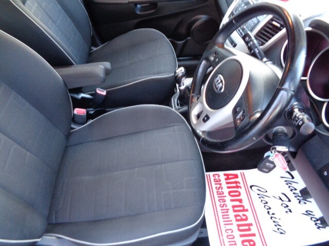 Used Kia Venga 2015 for sale - 76156886: Photo 5