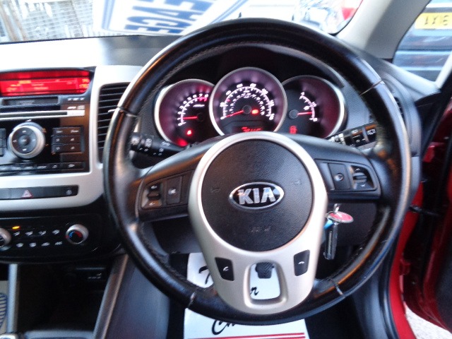 Used Kia Venga 2015 for sale - 76156886: Photo 7