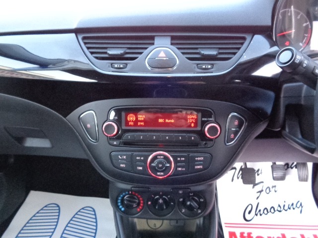 Used Vauxhall Corsa 2015 for sale - 76940220: Photo 8