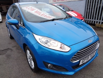 Used Ford Fiesta 2015 for sale - 77221076: Photo