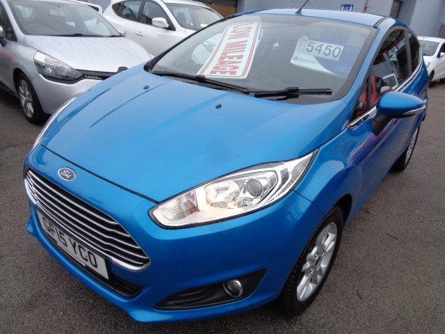 Used Ford Fiesta 2015 for sale - 77221076: Photo 2