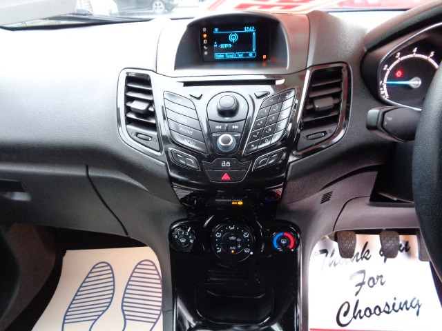 Used Ford Fiesta 2015 for sale - 77221076: Photo 8