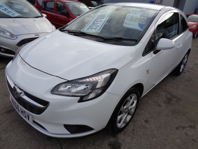 Used Vauxhall Corsa 2016 for sale - 77640614: Photo 2