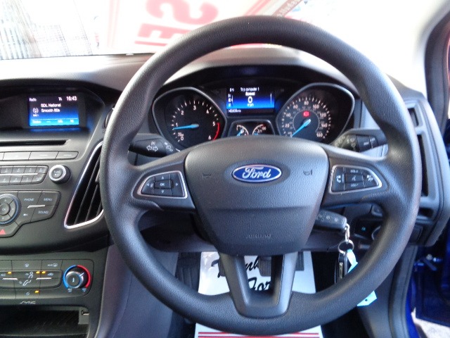 Used Ford Focus 2015 for sale - 76374419: Photo 7