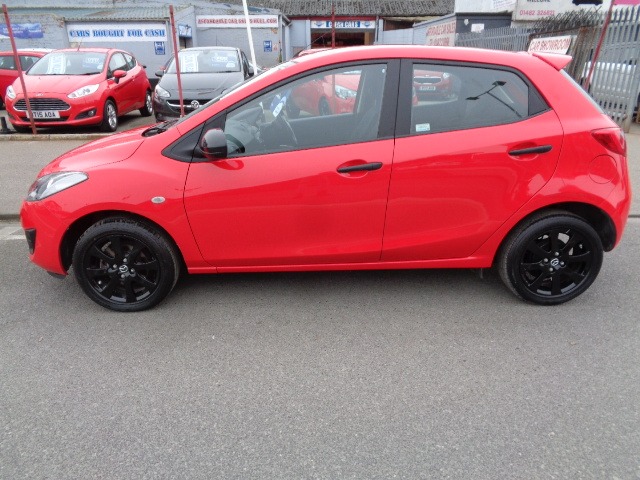 Used Mazda Mazda2 2014 for sale - 77989380: Photo 17