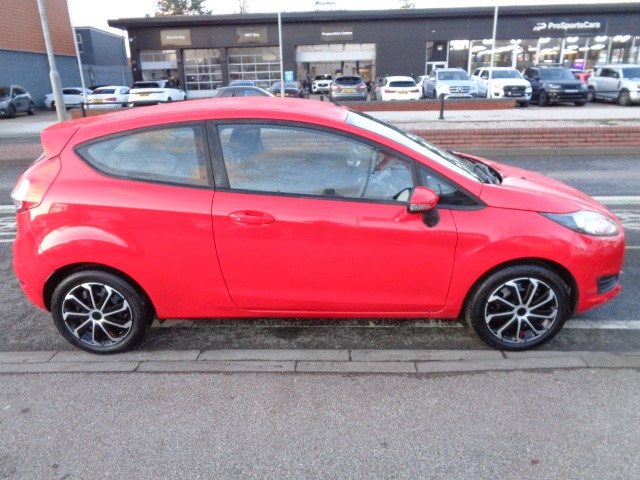 Used Ford Fiesta 2015 for sale - 77319116: Photo 14