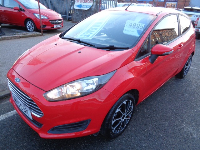Used Ford Fiesta 2015 for sale - 77319116: Photo 2