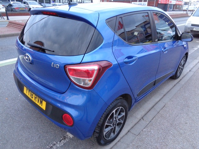 Used Hyundai i10 2018 for sale - 76097096: Photo 4
