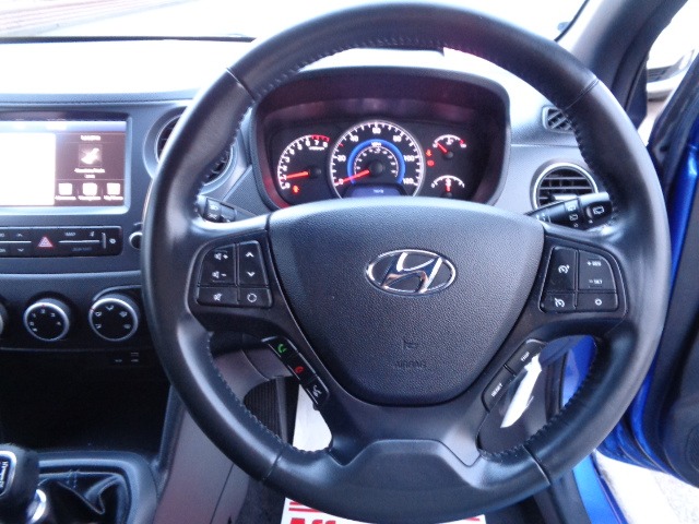 Used Hyundai i10 2018 for sale - 76097096: Photo 7