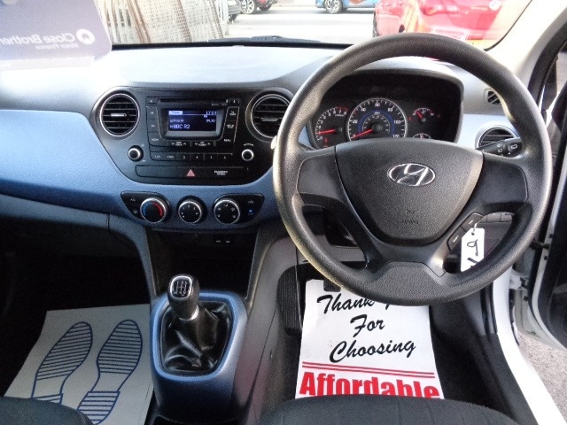 Used Hyundai i10 2014 for sale - 78027028: Photo 11