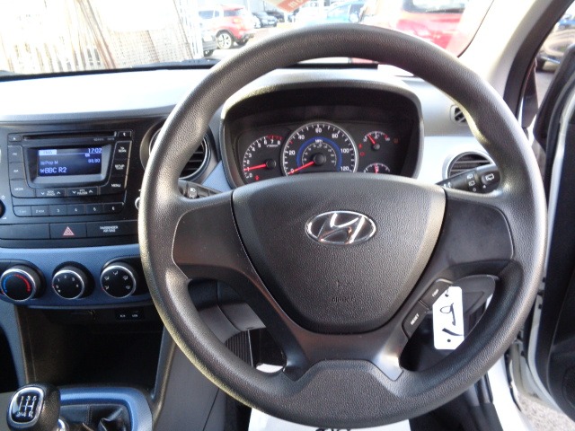 Used Hyundai i10 2014 for sale - 78027028: Photo 7