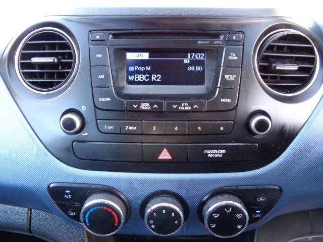 Used Hyundai i10 2014 for sale - 78027028: Photo 9