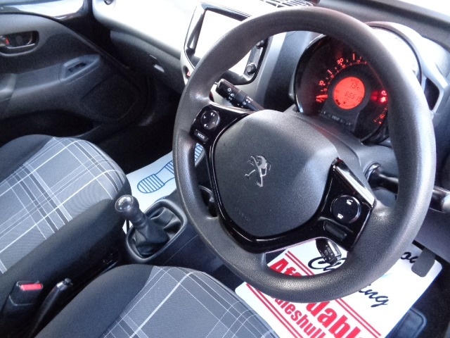 Used Peugeot 108 2016 for sale - 76437940: Photo 6