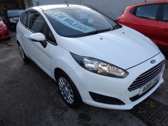 Used Ford Fiesta 2015 for sale - 76924137: Photo 1