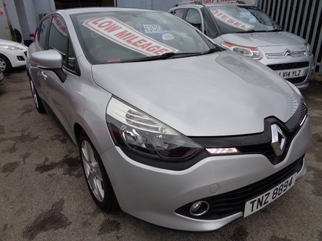Used Renault Clio 2013 for sale - 76482698: Photo 1