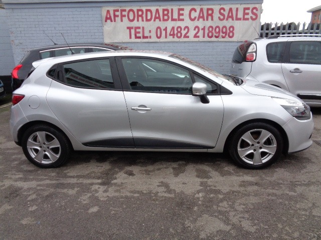Used Renault Clio 2013 for sale - 76482698: Photo 16