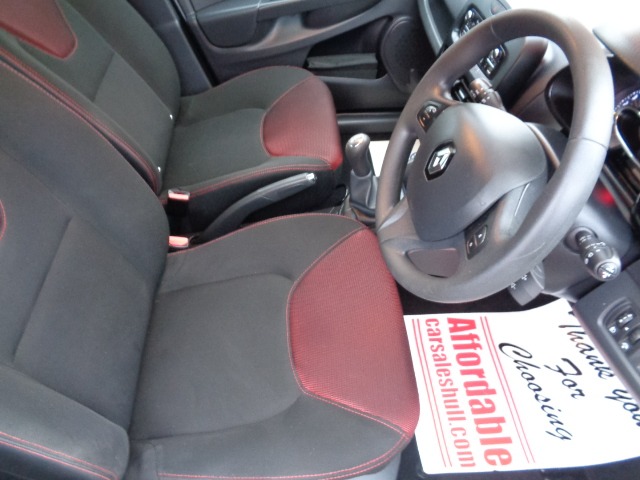 Used Renault Clio 2013 for sale - 76482698: Photo 5