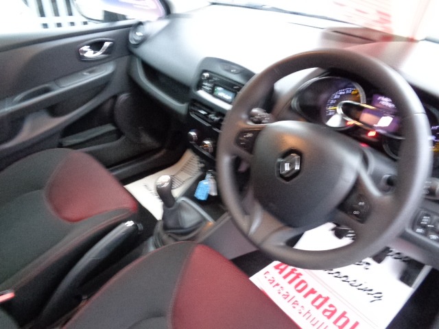 Used Renault Clio 2013 for sale - 76482698: Photo 6