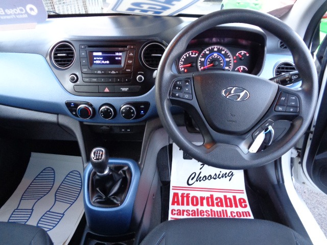 Used Hyundai i10 2017 for sale - 76739172: Photo 10