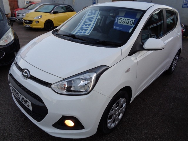 Used Hyundai i10 2017 for sale - 76739172: Photo 2