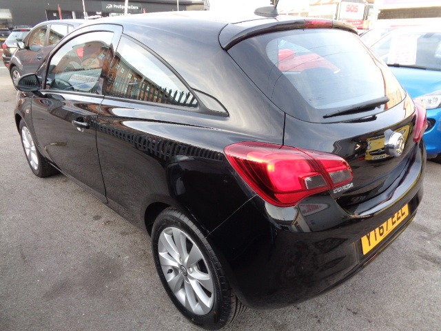 Used Vauxhall Corsa 2017 for sale - 76224242: Photo 3