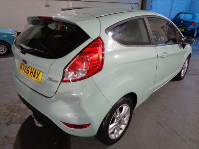 Used Ford Fiesta 2016 for sale - 77420742: Photo 4