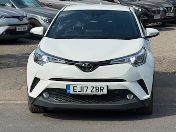 Used Toyota C-HR 2017 for sale - 79255563: Photo