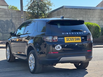 Used Land Rover Discovery Sport 2020 for sale - 79553369: Photo