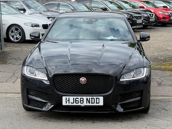 Used Jaguar XF 2018 for sale - 78958124: Photo