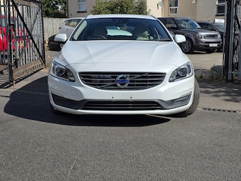 Used Volvo V60 2015 for sale - 79255666: Photo