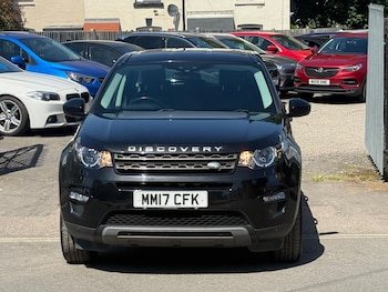 Used Land Rover Discovery Sport 2017 for sale - 78958241: Photo