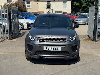 Used Land Rover Discovery Sport 2019 for sale - 78958017: Photo