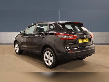 Used Nissan Qashqai 2017 for sale - 78957768: Photo