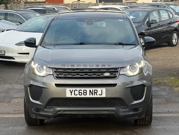Used Land Rover Discovery Sport 2018 for sale - 78957930: Photo