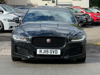 Used Jaguar XE 2019 for sale - 78958055: Photo