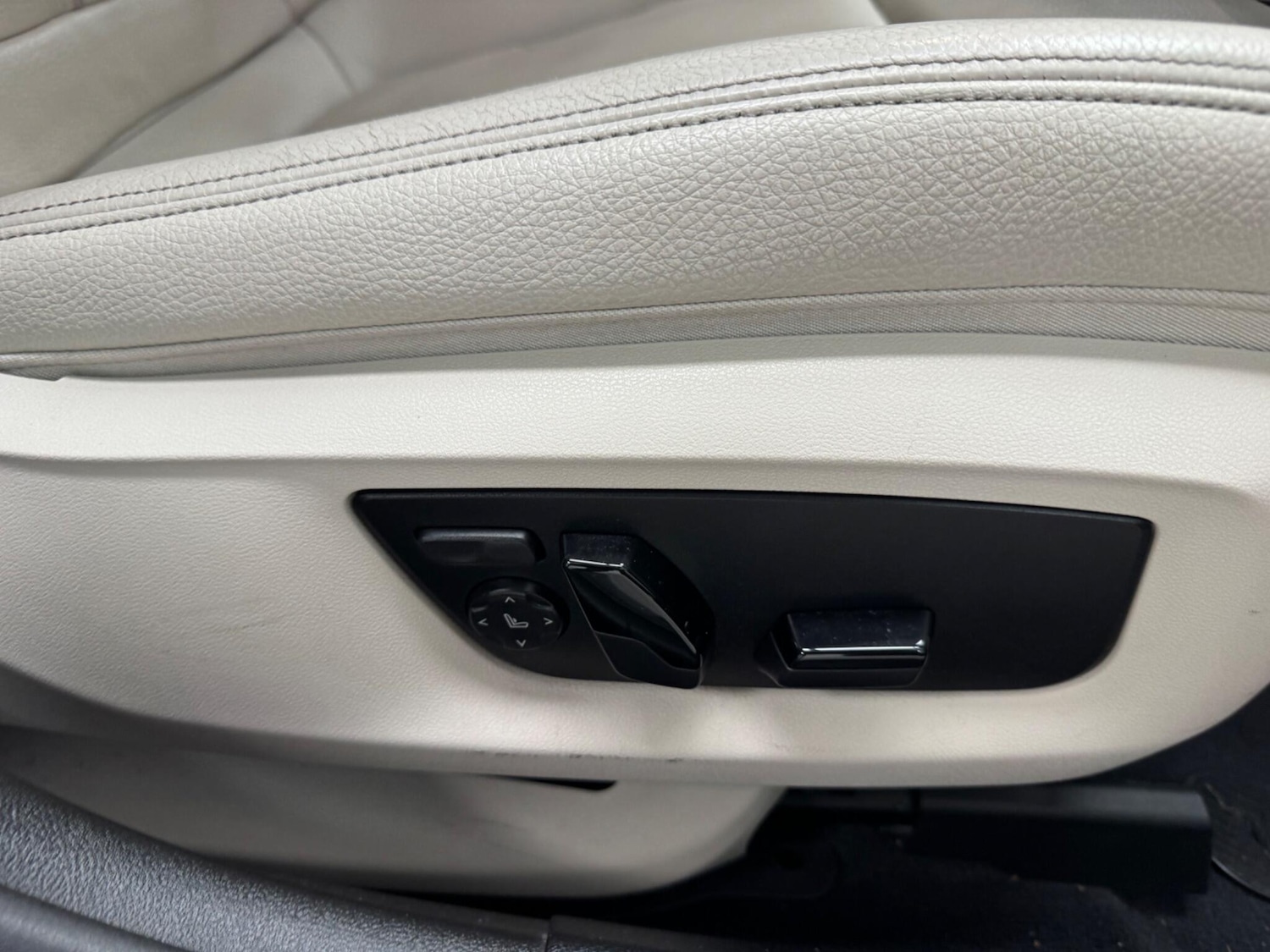 Used BMW 5 Series 2022 for sale - 78086780: Photo 16