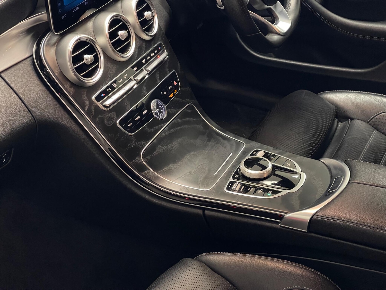 Used Mercedes-Benz C Class 2021 for sale - 77254994: Photo 7