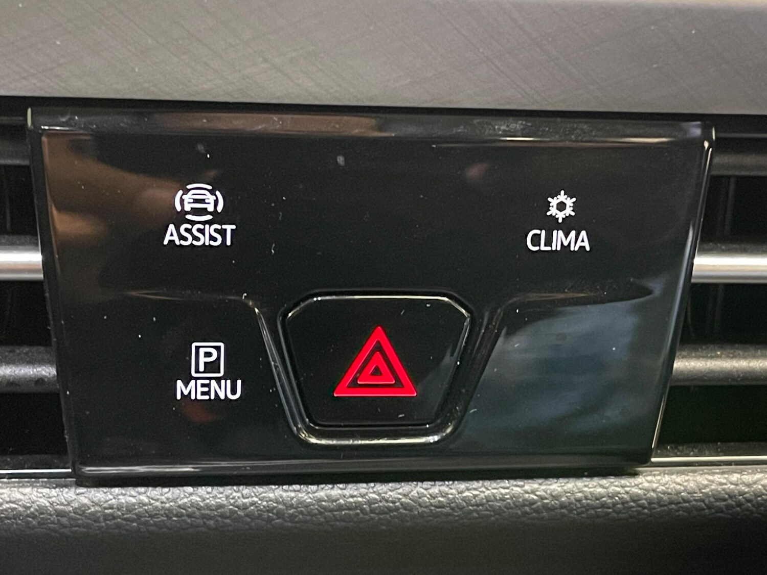 Used Volkswagen Golf 2023 for sale - 75927311: Photo 29