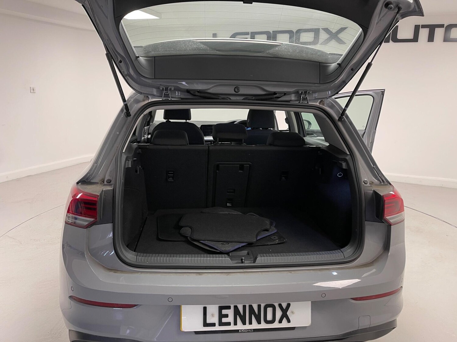 Used Volkswagen Golf 2023 for sale - 75927311: Photo 35