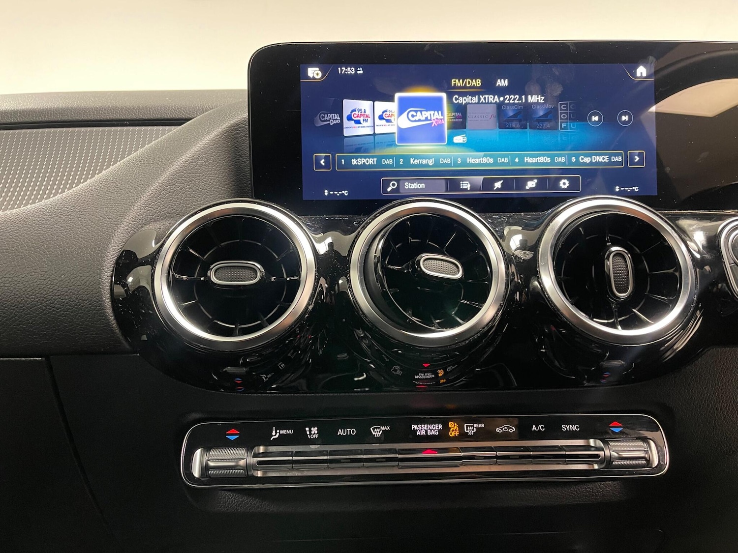 Used Mercedes-Benz GLA for sale - 76995786: Photo 27